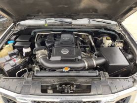 2010 NISSAN FRONTIER PICKUP V6 4.0L GASOLINE CREW CAB LE 4WD 4.0L V6 at Motors On Wheels - used car dealership in Houston, Texas.