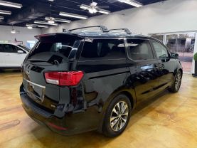 2016 KIA SEDONA