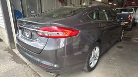 2018 Ford Fusion - Image 13