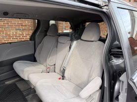 2018 TOYOTA SIENNA VAN V6, 3.5 LITER LE MINIVAN 4D