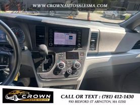 2018 TOYOTA SIENNA VAN V6, 3.5 LITER LE MINIVAN 4D