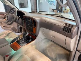 1999 LEXUS LX SUV V8, 4.7 LITER LX 470 SPORT UTILITY 4D