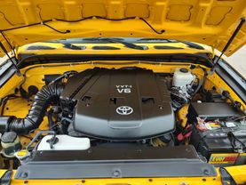 2007 TOYOTA FJ CRUISER SUV V6, 4.0 LITER SPORT UTILITY 2D