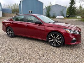2022 NISSAN ALTIMA SEDAN 4-CYL, 2.5 LITER 2.5 SR SEDAN 4D at T&T Repairables - used car dealership in Spencer, Indiana.