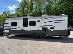 2017 KEYSTONE RV SPRINGDALE SUMMERLAND RV - 2600TB at T&T Repairables - used car dealership in Spencer, Indiana.
