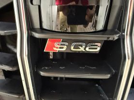 2022 AUDI SQ8