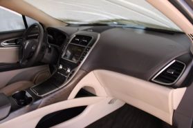 2017 Lincoln Mkx - Image 9