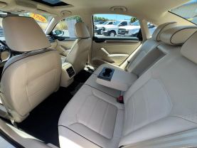 2017 VOLKSWAGEN PASSAT