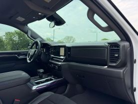 2023 CHEVROLET SILVERADO 1500 CREW CAB PICKUP V8, ECOTEC3, DFM, 5.3 LITER LT TRAIL BOSS PICKUP 4D 6 1/2 FT