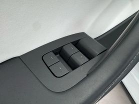 2021 TESLA MODEL Y SUV DUAL AC ELECTRIC MOTORS LONG RANGE SPORT UTILITY 4D