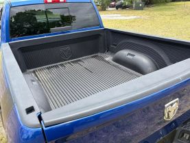 2014 RAM 1500 CREW CAB PICKUP V8, HEMI, 5.7 LITER SPORT PICKUP 4D 6 1/3 FT