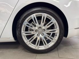 2015 AUDI A8 SEDAN V6, SUPERCHARGED, 3.0 LITER L 3.0T SEDAN 4D