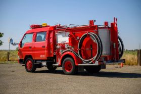 1997 TOYOTA DYNA TRUCK 15B FIRE TRUCK