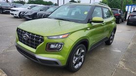 2024 Hyundai Venue - Image 3