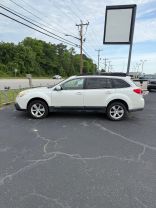 2013 SUBARU OUTBACK WAGON - AUTOMATIC - Champion Sales & Service in Rock Hill, South Carolina 34.92860716780961, -80.99338073166923