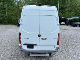2019 MERCEDES-BENZ SPRINTER 2500 CREW CARGO 4-CYL, TURBO, 2.0 LITER HIGH ROOF W/170" WB VAN 3D at T&T Repairables - used car dealership in Spencer, Indiana.