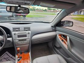 2011 TOYOTA CAMRY