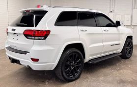 2017 JEEP GRAND CHEROKEE SUV V6, VVT, 3.6 LITER ALTITUDE SPORT UTILITY 4D