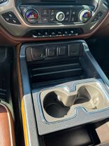 2015 CHEVROLET SILVERADO 2500 HD CREW CAB PICKUP V8, TURBO DIESEL, 6.6 LITER HIGH COUNTRY PICKUP 4D 6 1/2 FT