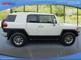 2013 TOYOTA FJ CRUISER SUV V6, 4.0 LITER SPORT UTILITY 2D