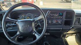 2001 GMC SIERRA 2500 HD CREW CAB PICKUP V8, TURBO DIESEL, 6.6L SHORT BED