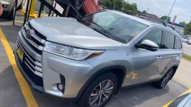 2019 TOYOTA HIGHLANDER SUV V6, 3.5 LITER XLE SPORT UTILITY 4D