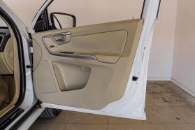 2015 VOLVO XC60 SUV 6-CYL, TURBO, 3.0 LITER T6 SPORT UTILITY 4D (2015.5)