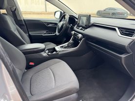 2021 TOYOTA RAV4 SUV 4-CYL, DYNAMIC-FORCE, 2.5 LITER XLE SPORT UTILITY 4D