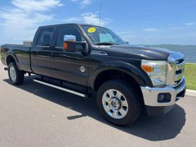 2015 FORD F350 SUPER DUTY CREW CAB PICKUP V8, TURBO DIESEL, 6.7L LARIAT PICKUP 4D 8 FT