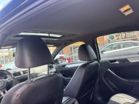 2013 Volkswagen Jetta - Image 10