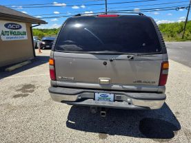 2001 CHEVROLET TAHOE SUV V8, 5.3 LITER SPORT UTILITY 4D