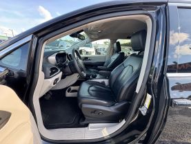 2022 CHRYSLER PACIFICA VAN V6, 3.6 LITER TOURING L VAN 4D