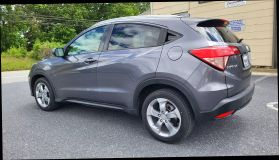 2017 Honda Hr-v Ex-l W/navigation Sport Utility 4d - Image 3