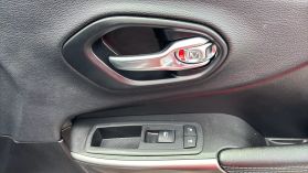 2019 Jeep Cherokee - Image 23