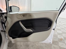 2013 FORD FIESTA