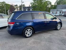 2015 Honda Odyssey - Image 2