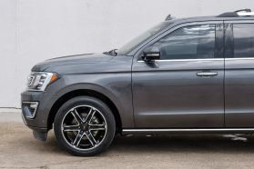 2020 Ford Expedition - Image 17