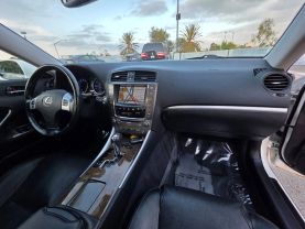 2012 Lexus Is - Image 18
