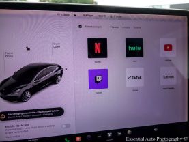 -2018 Tesla Model 3 - Image 18