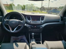 2017 HYUNDAI TUCSON SUV 4-CYL, 2.0 LITER LIMITED SPORT UTILITY 4D