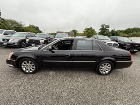 2009 CADILLAC DTS SEDAN V8, 4.6 LITER SEDAN 4D