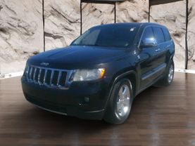 2011 JEEP GRAND CHEROKEE SUV V8, 5.7 LITER LIMITED SPORT UTILITY 4D