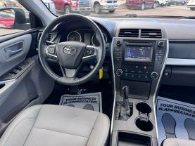 2017 TOYOTA CAMRY