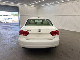 2014 VOLKSWAGEN PASSAT