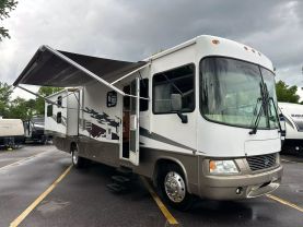 Used 2006 GEORGETOWN BY FOREST RIVER SE SERIES - - 350DS FORD - LA Auto Star located in Virginia Beach, VA