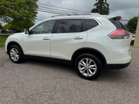2015 NISSAN ROGUE SUV 4-CYL, 2.5 LITER SV SPORT UTILITY 4D