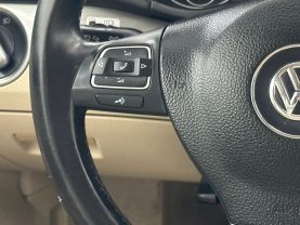 2014 VOLKSWAGEN PASSAT