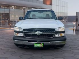 2007 CHEVROLET SILVERADO (CLASSIC) 1500 REGULAR CAB PICKUP V6, 4.3 LITER WORK TRUCK PICKUP 2D 8 FT