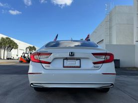 2022 HONDA ACCORD HYBRID SEDAN 4-CYL, HYBRID, I-VTEC, 2.0 LITER TOURING SEDAN 4D