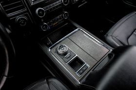 2020 Ford Expedition - Image 33